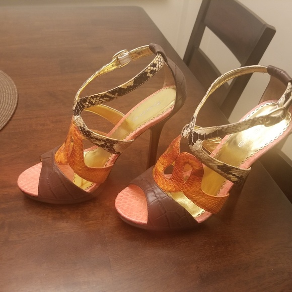 bebe Open Toe Heel - Picture 3 of 4